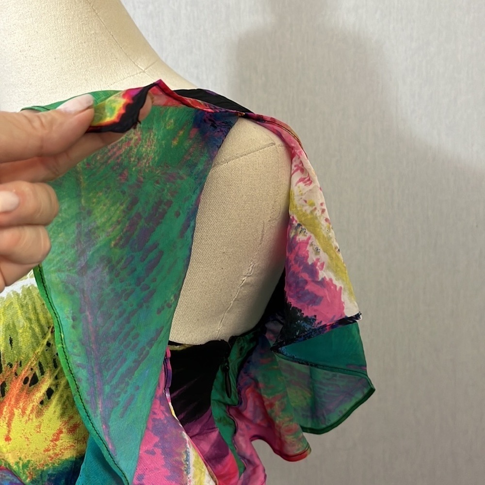 NWT BeBe Multi-colored One Shoulder Feather print Mini Dress Size M - Picture 6 of 10